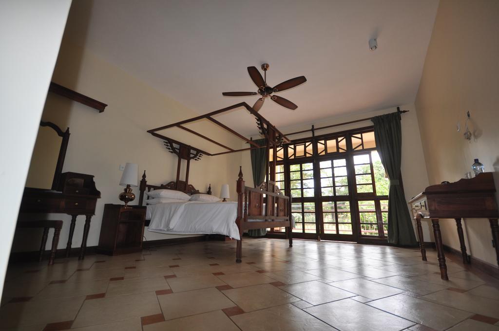 Hunters Lodge Twaandu Pokoj fotografie